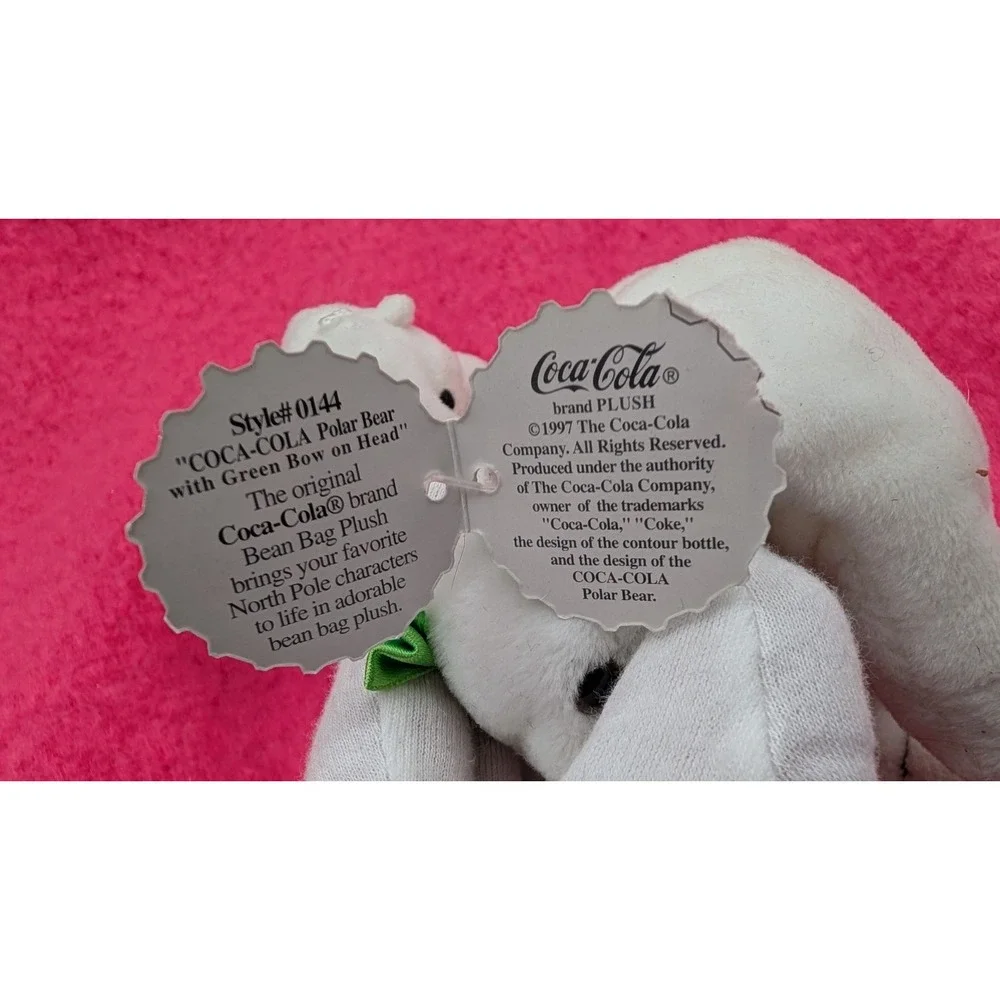 Plush & Lush world coca